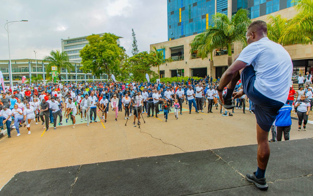 #CarFreeDay ya none yahujwe n'ubukangurambaga bwo kurwanya Malariya mu gihe twitegura Umunsi Mpuzamahanga wo kurwanya Malariya tariki ya 25/04/2024. Insanganyamatsiko iragira iti: 'Kurandura Malariya bihera kuri njye: dukoreshe neza ingamba zose zo kurwanya Malaria'. #MIM2024