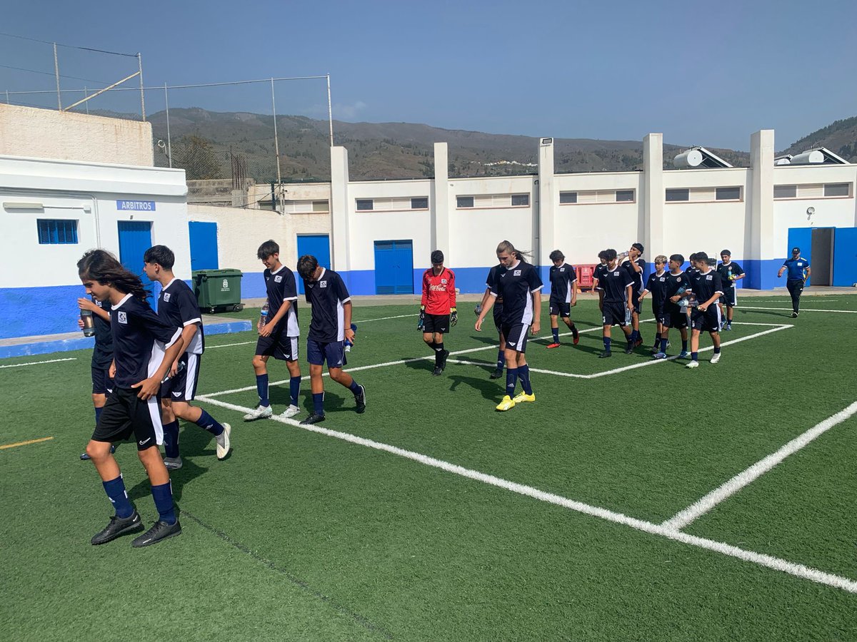 ⚽️ Nuevos entrenamientos de la Selección de Tenerife Sub-14 #masculina

➕ℹ️ ftf.es/comunicacion/n…

#somosfift #tenerife
