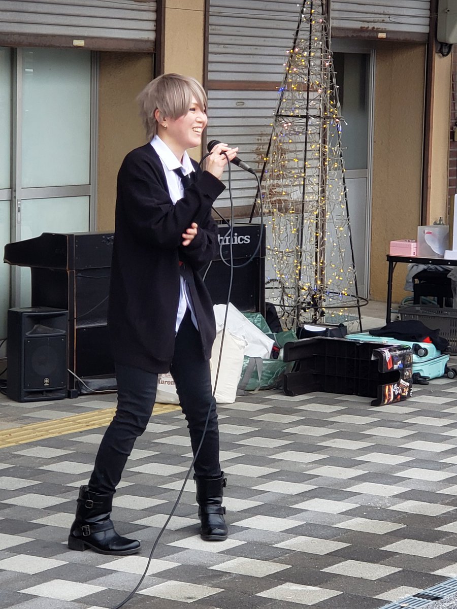 xBdRdKGPqbhIGwf's tweet image. 久々にワニワニや世界で1番アルフォート聴けて良かった🐊🍫

#醒 
#Class0
#吉野川マルシェ