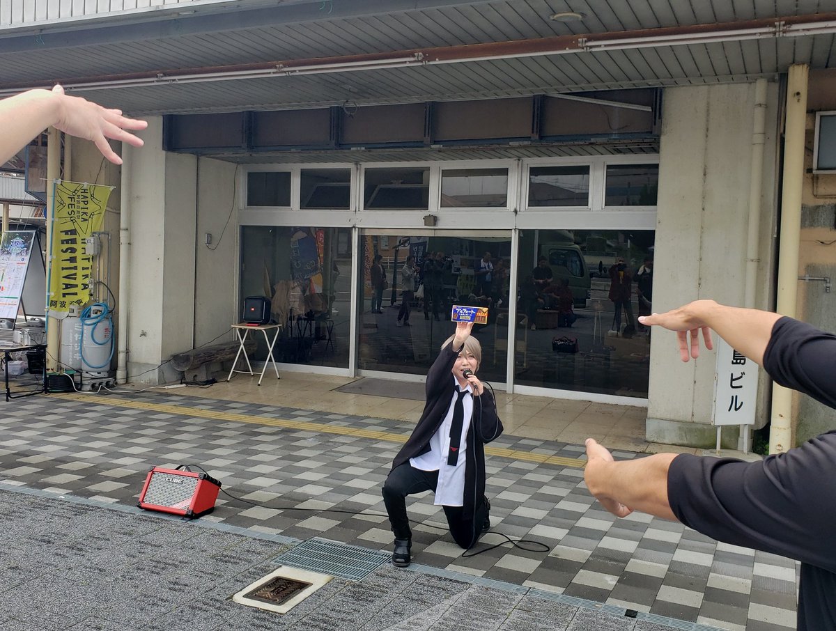 xBdRdKGPqbhIGwf's tweet image. 久々にワニワニや世界で1番アルフォート聴けて良かった🐊🍫

#醒 
#Class0
#吉野川マルシェ