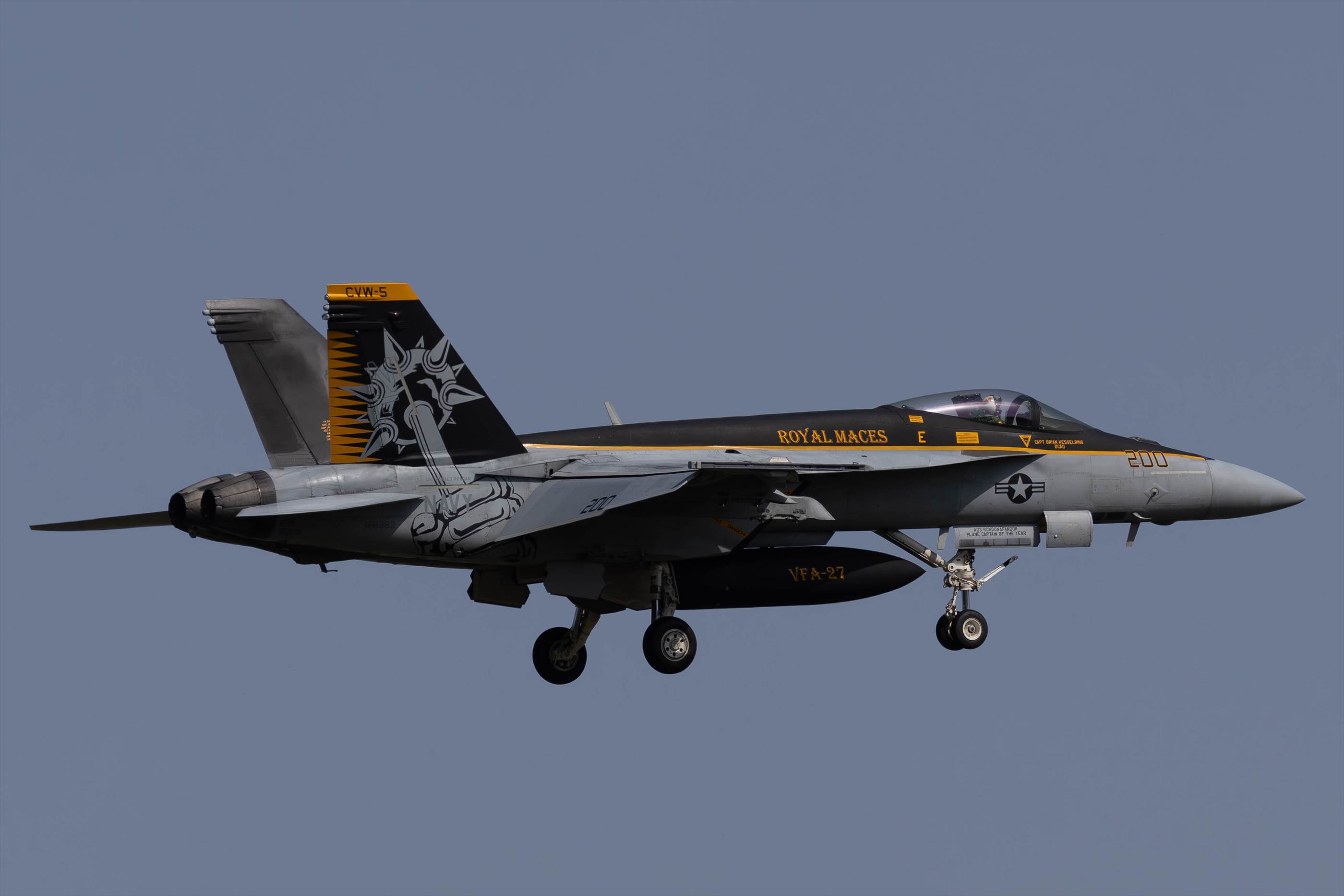 米海軍　VFA-27 サイン入りポスター il_fullxfull.6317384384_1z6c.jpg