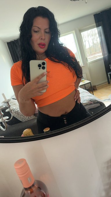 90% off p&aring; min onlyfans  https://t.co/HMNSpg7P8S  💋💋 https://t.co/QeHX528T1h