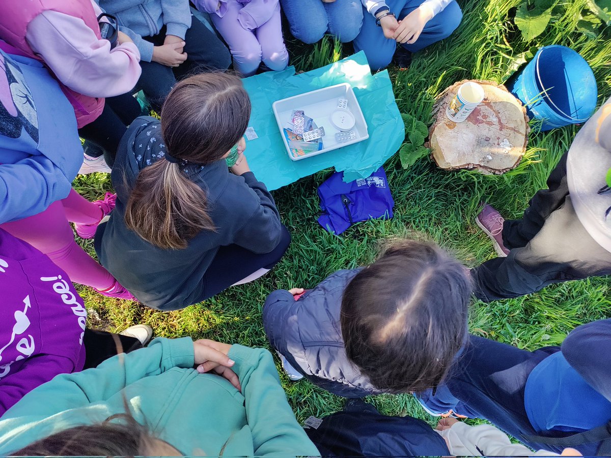 El alumnado de <a href="/los_cra/">CRA Los Alijares</a> <a href="/crafloridaduero/">CRA FLORIDA DEL DUERO</a> y CRA La Serranía, disfrutando, aprendiendo y conviviendo en la movilidad de #GuardianesdelAgua de Agrupaciones de centro de <a href="/educaciongob/">Ministerio de Educación, FP y Deportes</a>