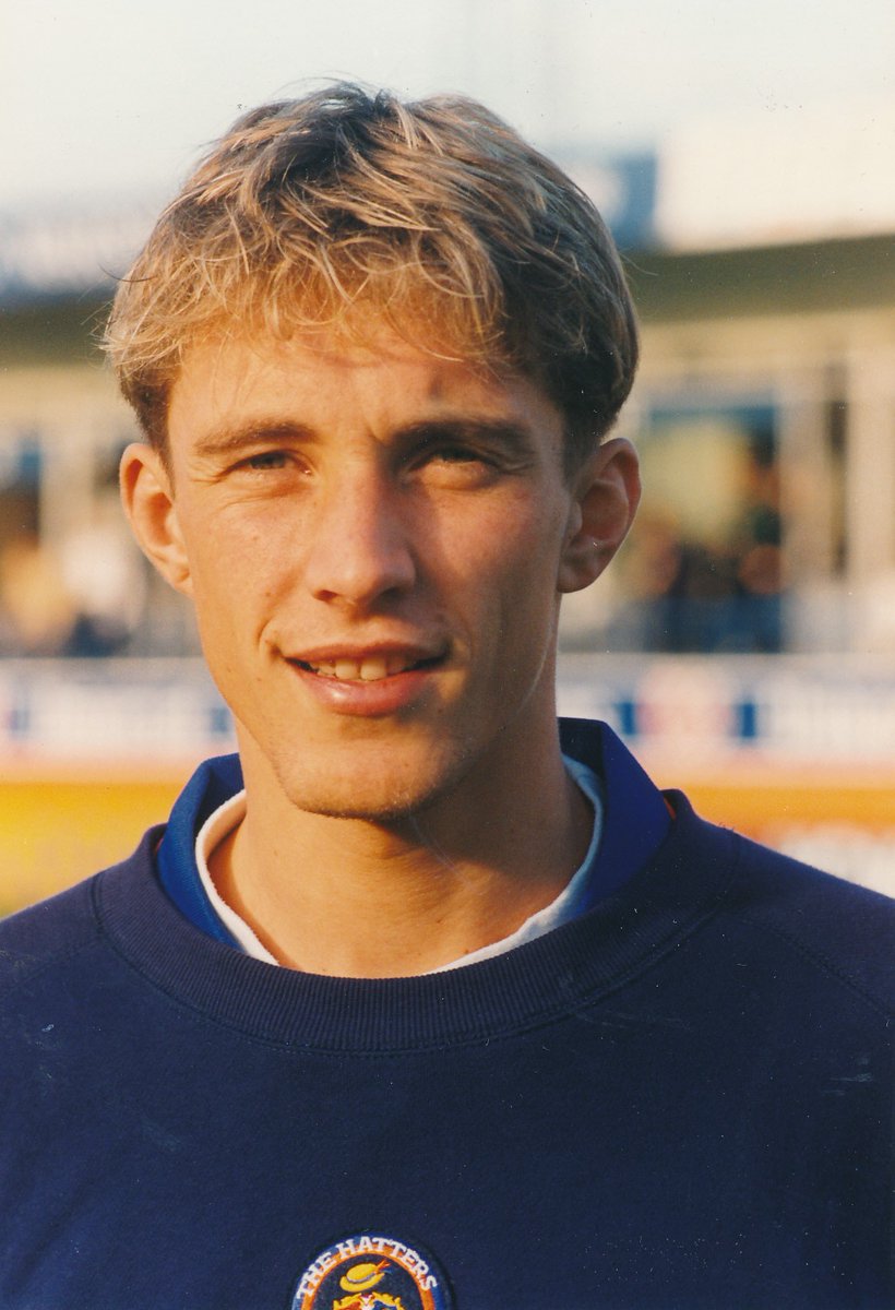 Happy Birthday to Vidar Riseth, who is 52 today 🇳🇴 1995-1996 Apps: 12 hattersheritage.co.uk/vidar-riseth