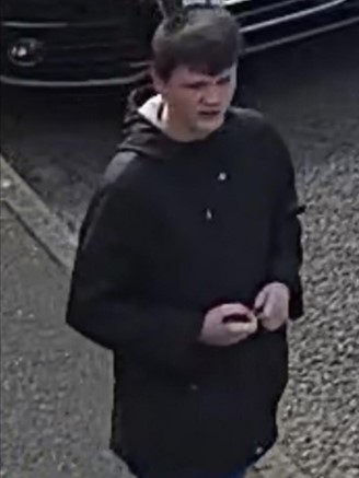 An appeal has been launched after a car was vandalised with a permanent marker.

The incident took place in Westfield Lane, Mansfield, and was reported to us around 1.40pm on Tuesday (16 April).

orlo.uk/58Szt