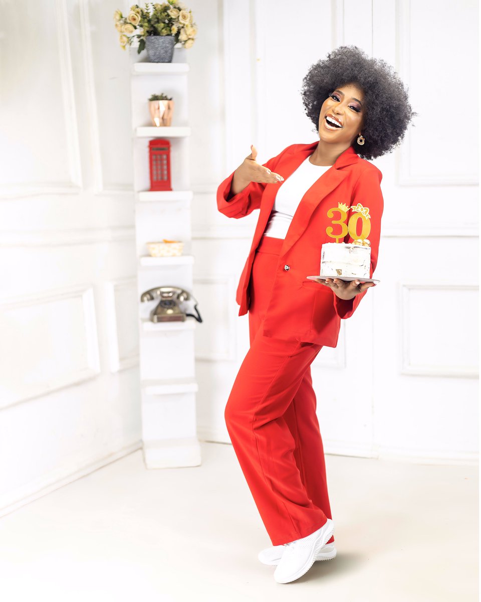 Nana Aba at 30! Glorious 🎂