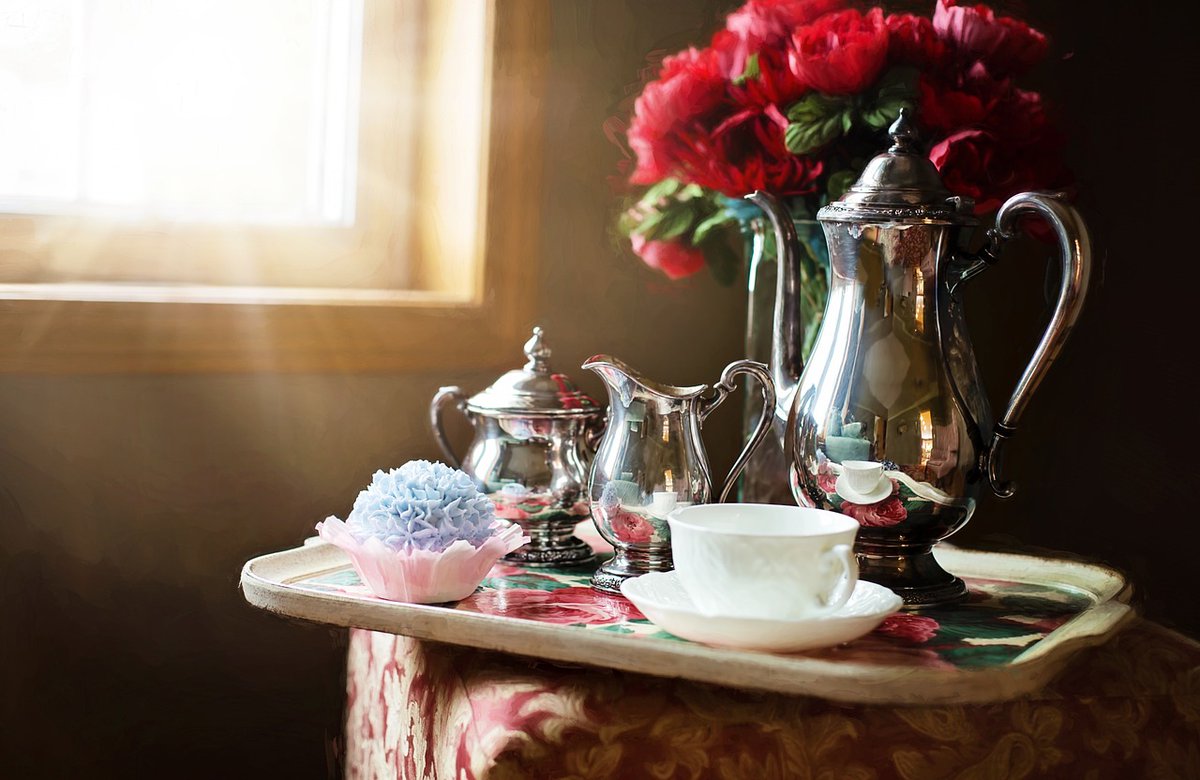 Celebrate National Tea Day by exploring the history and significance of this British tradition at ow.ly/wYSz50R0X51. For some light reading, check out our past newsletters at ow.ly/v9Qy50R0X52 while sipping on your favourite tea. #NationalTeaDay