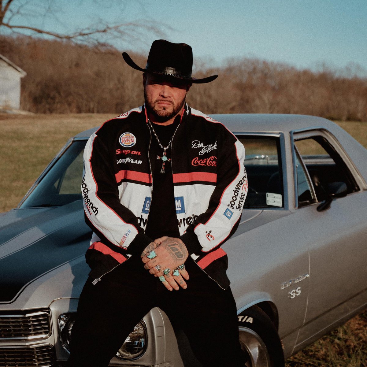 🚘Last call for gettin' in on this wild ride at The Forge! Struggle Jennings With LAKEVIEW / Brad Redlich / Todd James Monday April 22, 2024 🎟 bit.ly/3TBHvmr @imstrugglejen #StruggleJennings #countryrap #JolietShows