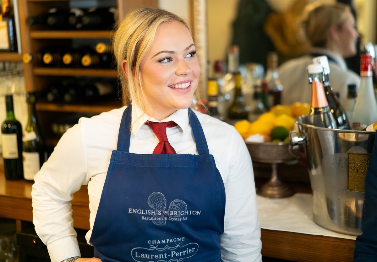If you've read our recent Q&A with Ella, you'll know that it was her stint as a chef in a pub that started her passion for hospitality. And if you haven't read it yet...what are you waiting for?! You can find it on our website. #englishs #englishsofbrighton #team #seafood
