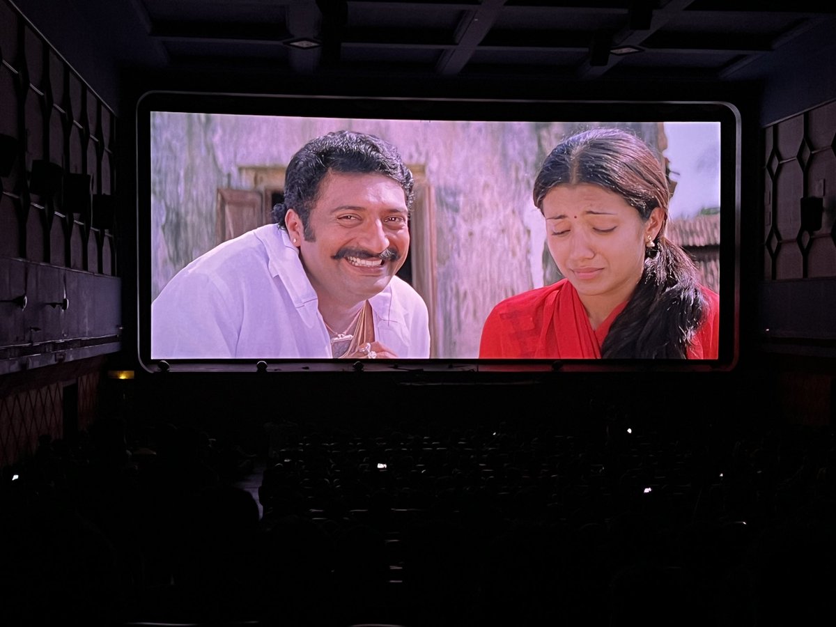 THE BEST remastered content ever released 🔥 The picture clarity in 4K Laser Projection is just too good 🤩 Along with the audio recording which is stunning as well 🔊 Still very fresh after 20 years and the best theatrical moment for ages 🥳 #Ghilli #GhilliFDFS #GhilliatRajendra