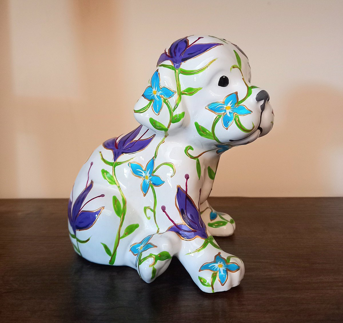 How can you not fall in love with this cute dog. Now available on my website priced at £21 plus postage. Hazlehurstceramics.sumupstore.com #UKGiftAM #UKGiftHour #sundayvibes #dogart