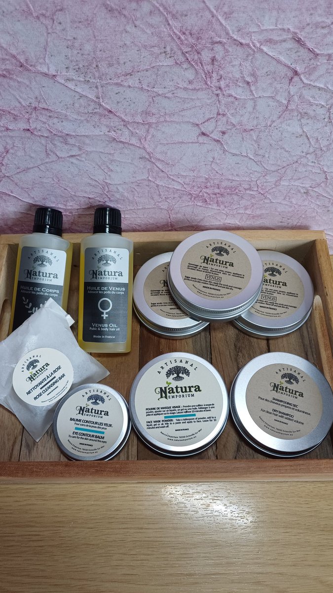 Thank you for your lovely orders yesterday. Don't forget there is 25% off EVERYTHING at naturaemporiumfr.etsy.com Waterless balms, oils, bars, scrubs and powders Better skincare, better you #UKgifthour #UKGiftAM #shopindie #plantbased #natural