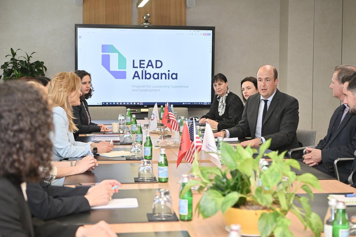 Chargé d'Affaires David Wisner and Public Affairs Officer Chad Twitty met with the 11th cohort of the LEAD Albania program, an initiative by the Albanian-American Development Foundation (@The_AADF). Modeled after the White House Fellows program, LEAD Albania offers talented young
