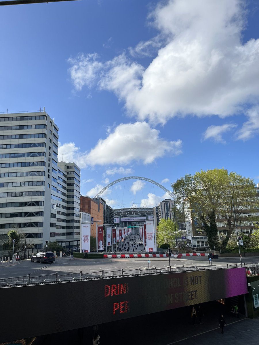 WEMBLEY AGAIN OLE OLE