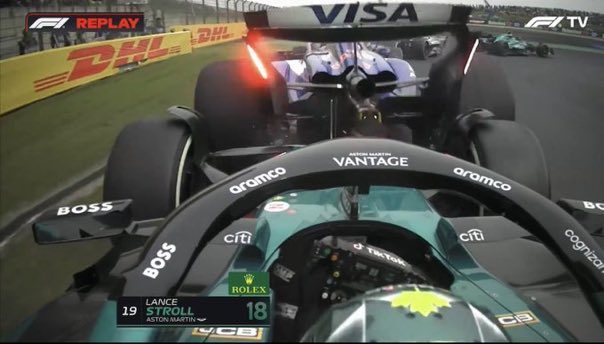 Tip0utC's tweet image. Daniel ricciardo c'est fait strolled #gpdechine #danielricciardo #LANCESTROLL