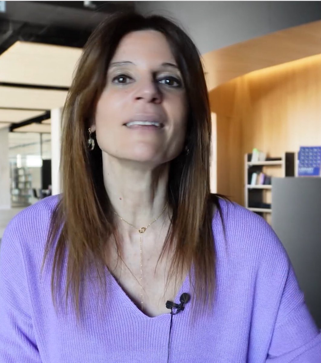 Celebra el #DíaMundialDelLibro con la lectura recomendada de la profesora Maicu Díaz de Terán <a href="/MaicuDTV/">Maicu Díaz de Terán</a>:

📕 «Jane Eyre», Charlotte Brontë 
(Disponible en <a href="/unavbiblioteca/">Biblioteca de la Universidad de Navarra</a> acortar.link/0RUajI)

📸Toda la ℹ️ en nuestro IG instagram.com/reel/C5_T1hgps…

#Librosymáslibros