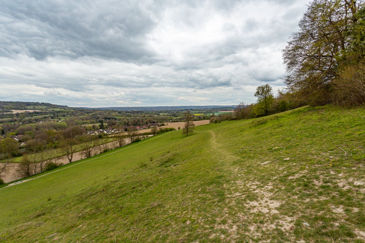 View south from the hills above Shoreham, Kent.

#Kent #England #NationalTrust #landscape #landscapephotography #travel #travelphotography #photo #photography #photooftheday #woodland #woodlandwalk