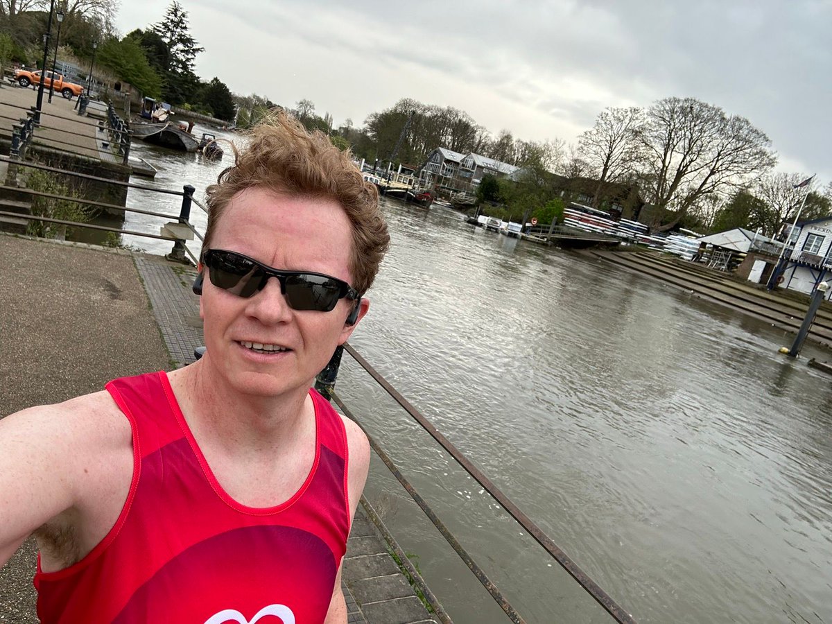 Rise and shine! ☀️ 🏃Today's the day! @McDonaldGraeme is gearing up to conquer the #LondonMarathon in support of @TheBHF. Sending positive vibes and support from all his Solace colleagues! Donate now to show your support: bit.ly/3Jru3g7 #50YearsOfSolace