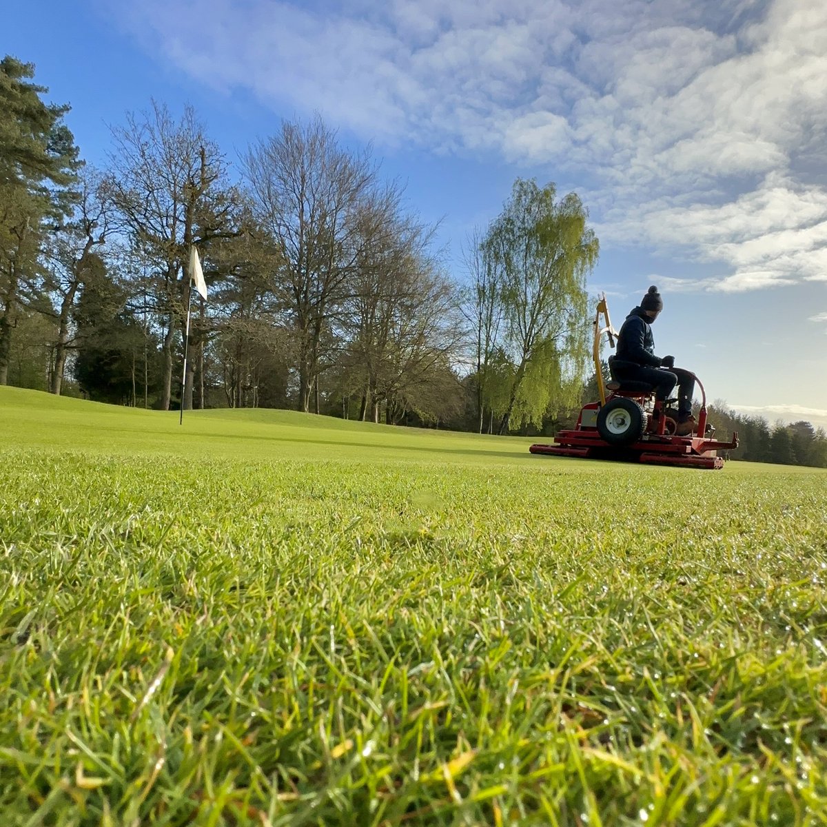 Thetford Golf Club Greenstaff tweet media