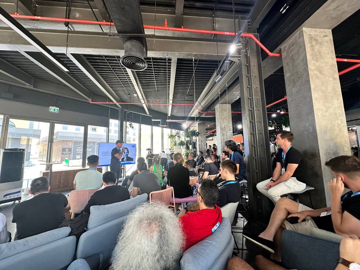 The zkCandy team is forging new partnerships at Animoca Portfolio, networking with more than 500 portfolio companies of <a href="/animocabrands/">Animoca Brands</a> 

#Animoca #AnimocaBrands #zkCandy