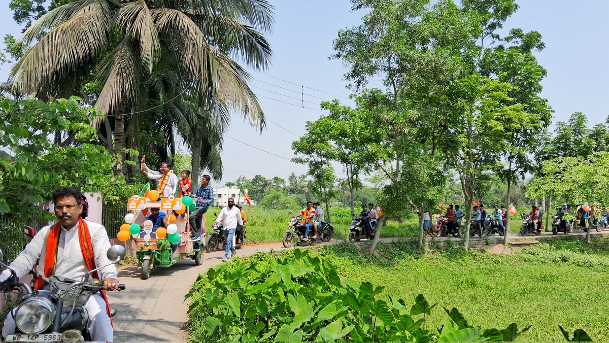 আজ আমতা বিধানসভার সাবসীট অঞ্চলের বিভিন্ন বুথে জনসংযোগ।
#Vote4BJP #vote4arunudaypaulchowdhury #vote4uluberia #ModiAgainIn2024 #AbkiBarModiSarkar #ModiKiGuarantee