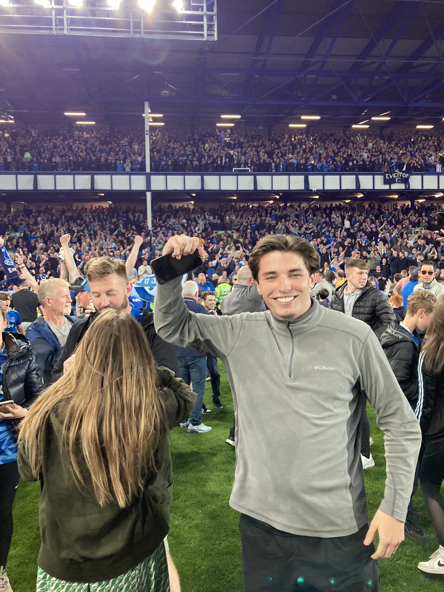 ste1warner's tweet image. Happy 25thbirthday to massive blue Charlie Shaw season ticket holder COYB 💙#EFCmatchday