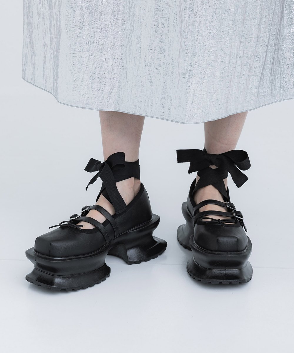 AKIKOAOKI＞ STUDIOUS限定別注ローファーが販売開始。 □別注Gisell