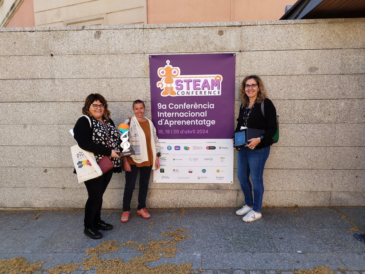 INS LA GARROTXA (@inslagarrotxa) on Twitter photo Participem a <a href="/STEAMConfBCN/">STEAMConf Barcelona 2024</a> realitzant un taller per a docents a la <a href="/enginyeria_upf/">EnginyEria - UPF</a>
Paral.lelament, "ECO-HOTEL Project Award" obté el 1r Premi de la categoria "Co-creació per un grup de docents del mateix centre "
Enhorabona per la feina feta !!! #4esoinslagarrotxa Participem a <a href="/STEAMConfBCN/">STEAMConf Barcelona 2024</a> realitzant un taller per a docents a la <a href="/enginyeria_upf/">EnginyEria - UPF</a>
Paral.lelament, "ECO-HOTEL Project Award" obté el 1r Premi de la categoria "Co-creació per un grup de docents del mateix centre "
Enhorabona per la feina feta !!! #4esoinslagarrotxa