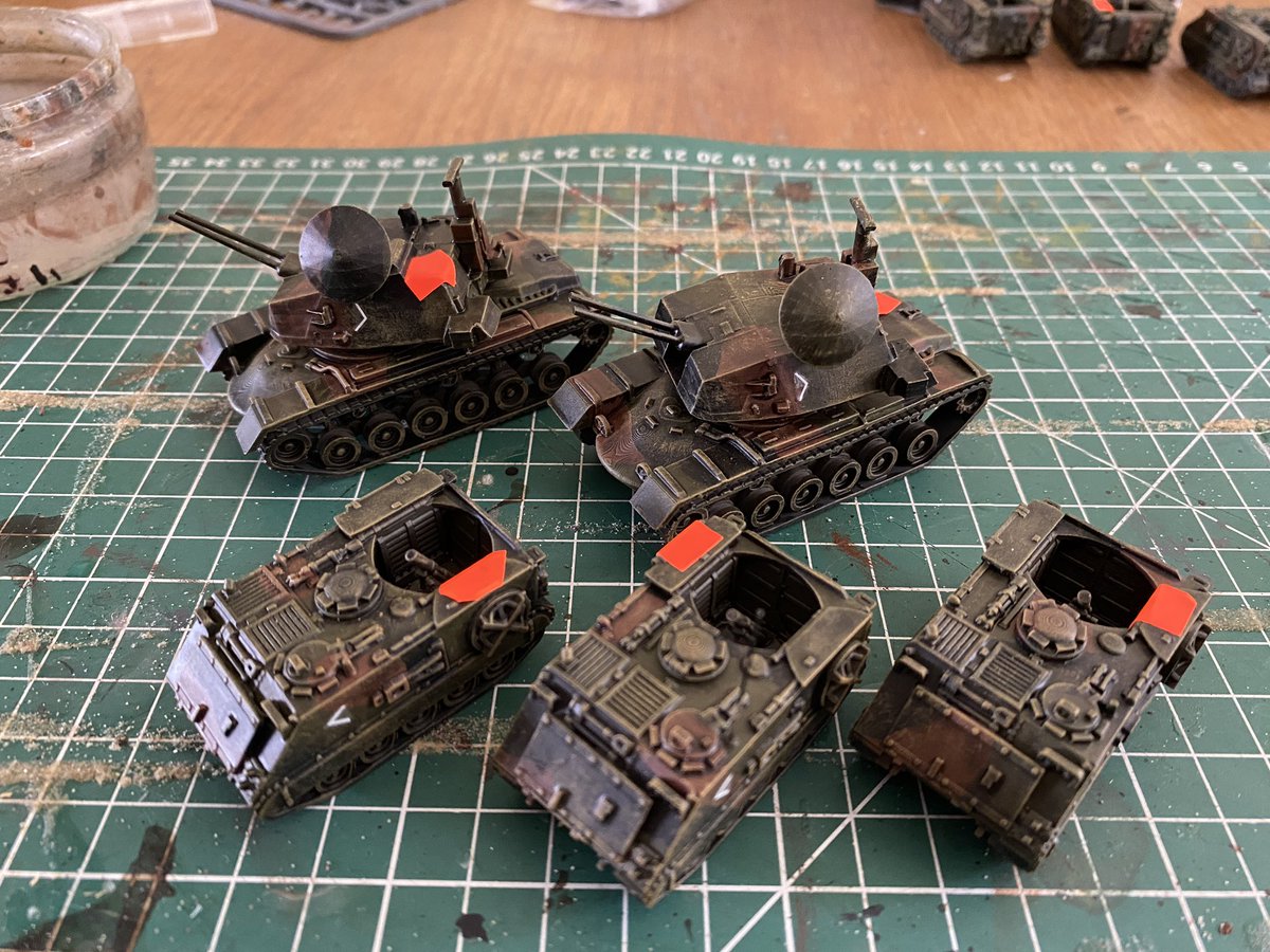 PaintsDb's tweet photo. Lastly, added markings & air recognition panels to the last of my current batch of 15mm Team Yankee Americans. Hopefully it won’t be too long before I can get them out on the table!
#teamyankee #coldwarwargaming #battlefront https://t.co/YBoa9a0wQc