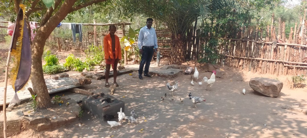 OvsaKandhamal's tweet photo. #Integrated_Farming_System units of FY - 2023-24 of Block - Baliguda verification is done by Veterinary Assistant Surgeon (Baliguda). #Veterinarian @CMO_Odisha @dahvsodisha @Dept_of_AHD @farddept @krushibibhag @DMKandhamal @MoSarkar5T https://t.co/NyIQd560PU