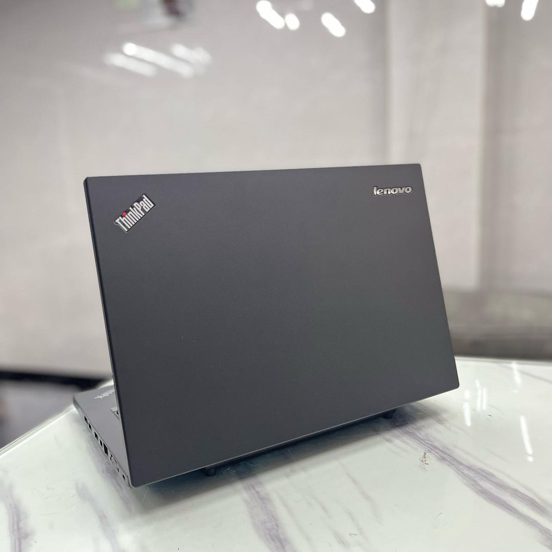 Lenovo Thinkpad L450  • Intel Core i3- 5005U  • 2.00 GHz Processor Speed  • 4GB Physically Installed RAM  • 500GB HDD Storage  • Intel HD Graphics  • 14 inch HD Display  • 3 hours battery life Going at K295,000