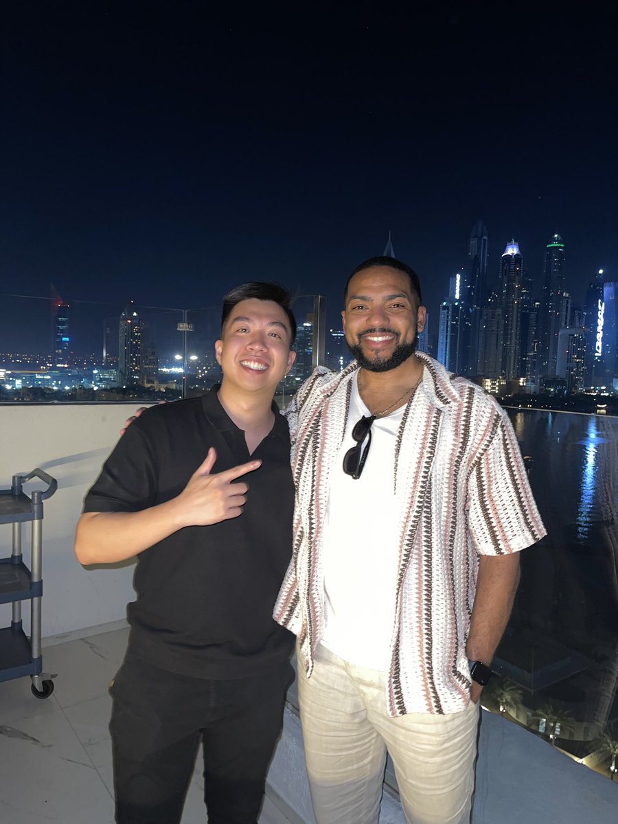 My 2 biggest takeaways from Dubai: - IRL connections make for some serious Alpha - If coming to these events doesn’t make you want to lock-in and grind harder. You’re simply ngmi And with that in mind… @surgence_io 🤝 SUGMI Here’s a pic of me and King @esteemednfts