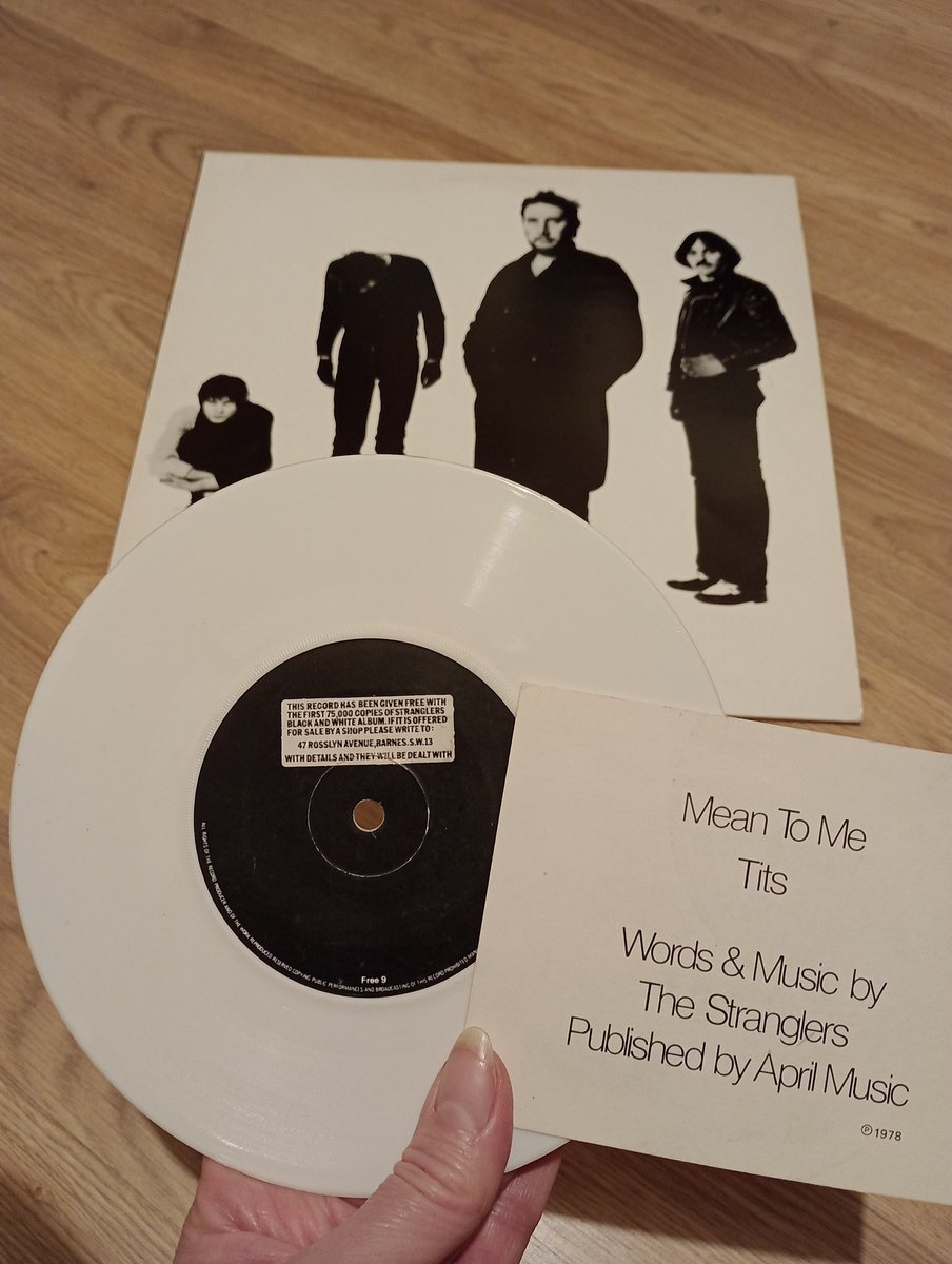 'I'd like to tie her to the railway line and jump on the train, i'd like to take away her parachute on a burning plane...' 🖤🎶 Spinning #TheStranglers 'Mean To Me' - 7' #whitevinyl (free with the first 75,000 'Black And White' albums sold). Happy #StrangledSunday xx #WalkOnBy 🖤