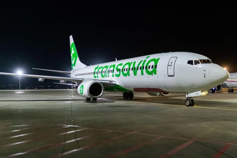 Amsterdam-Tiflis-Amsterdam ➖Hollanda'dan düşük maliyetli havayolu Transavia seferlerine başladı.

İlk uçak bu gece Tiflis Uluslararası Havalimanı'na indi.

Transavia, Boeng 737 uçağıyla haftada iki kez doğrudan tarifeli uçuş gerçekleştirecek.

*Transavia 1966'dan beri faaliyet…