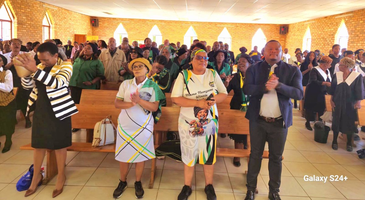 Today with the ANC Provincial Chairperson @nonomaloyi accompanied by PEC and Women League members attended the church service in Kanana, North West. #ANCinChurch