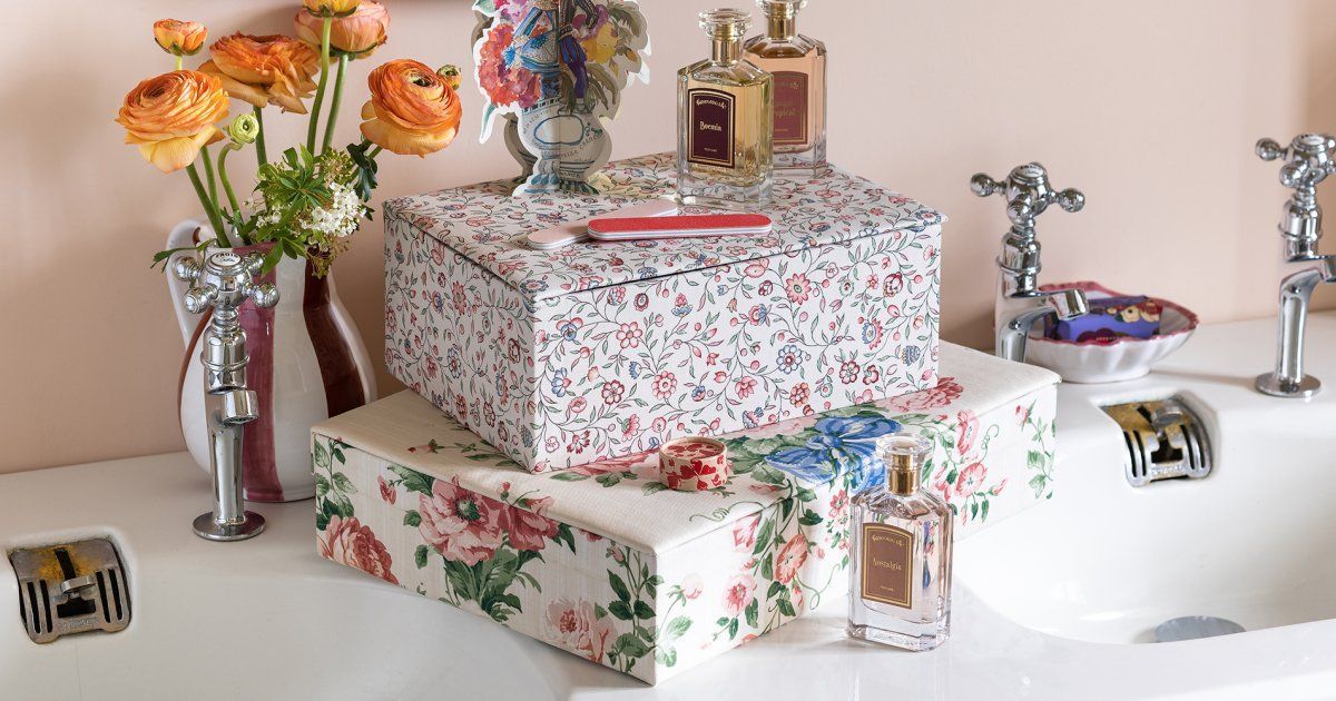 Recouvrir des boîtes en carton avec du tissu buff.ly/441AGPT