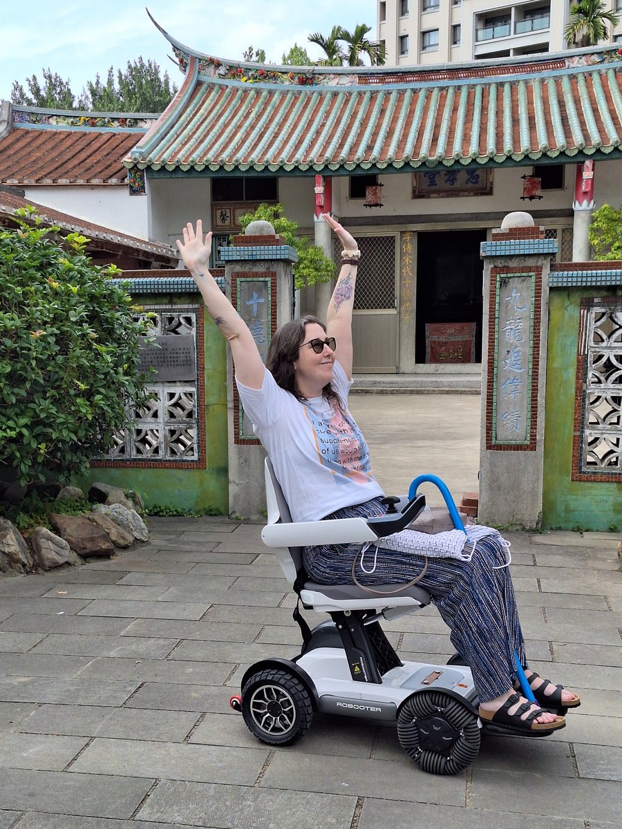 Thrilled to spend the afternoon with my mom at a Hakka Park in #Taiwan in my new #BangBangRobotics #Robooter #powerchair! I fundraised to purchase this #mobility chair with art. Proud of myself AND grateful for all the friends who bought my art and donated. #DisabilityInclusion