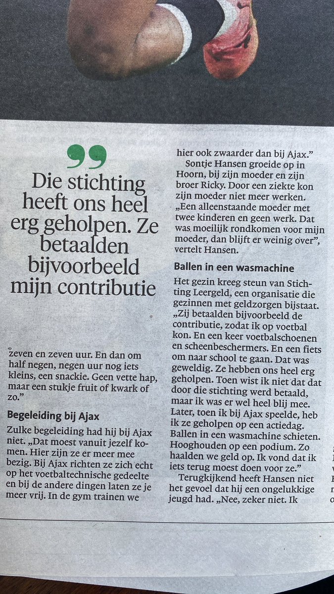 theodekort's tweet photo. @ypeprt @HenkSpaan9 En in de weekendkrant bevestigt Sontje Hansen het amateurisme nog eens bij Ajax. Bij NEC beter begeleiding van voeding tot slaapadvies, van harder trainen in de gym tot op het veld. https://t.co/XdRaphvtrI