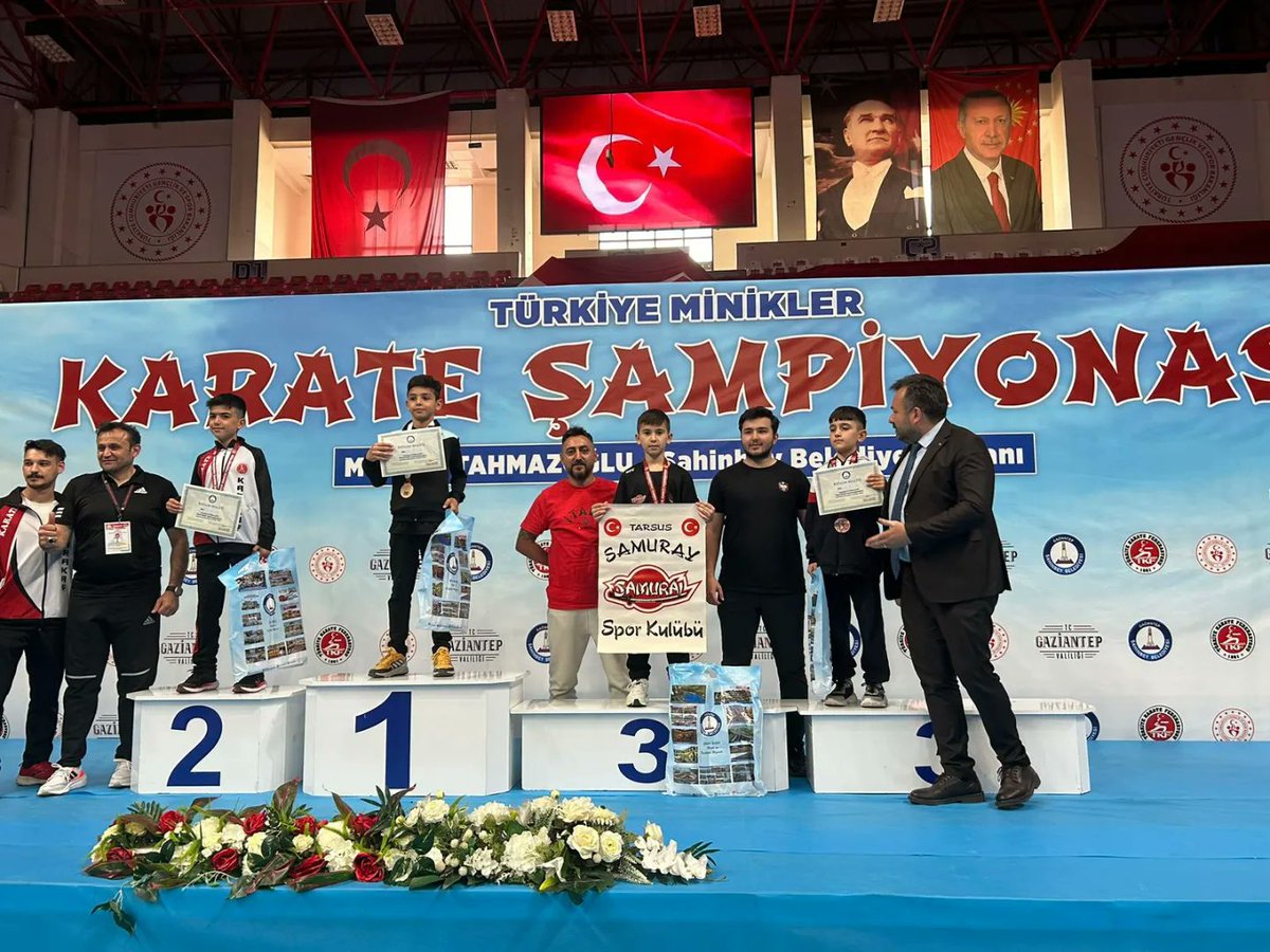 Şehit İshak İlkokulu 4. Sınıf öğrencisi Hikmet Aras Ertong, 🇹🇷Türkiye Karate Şampiyonası milli takım seçmelerinde Türkiye 3️⃣.sü oldu 🏆🏆🏆 meb.ai/9TsTXM @mehmetmetin038 @fazilet_durmus @g_tarsus @MersinMEM @Yusuf__Tekin @tcmeb