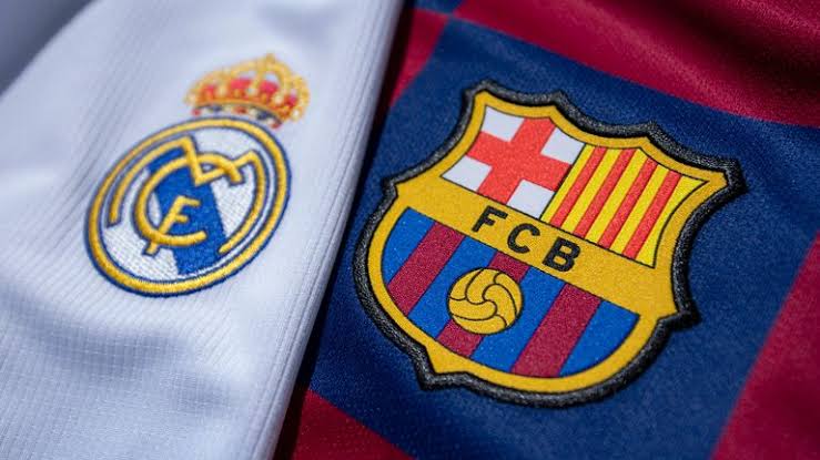 It's that time of the year. It's an EL Clasico Day. 💙❤ The two of the Greatest european teams will have a go at eachother. #RMAFCB #ElClasico