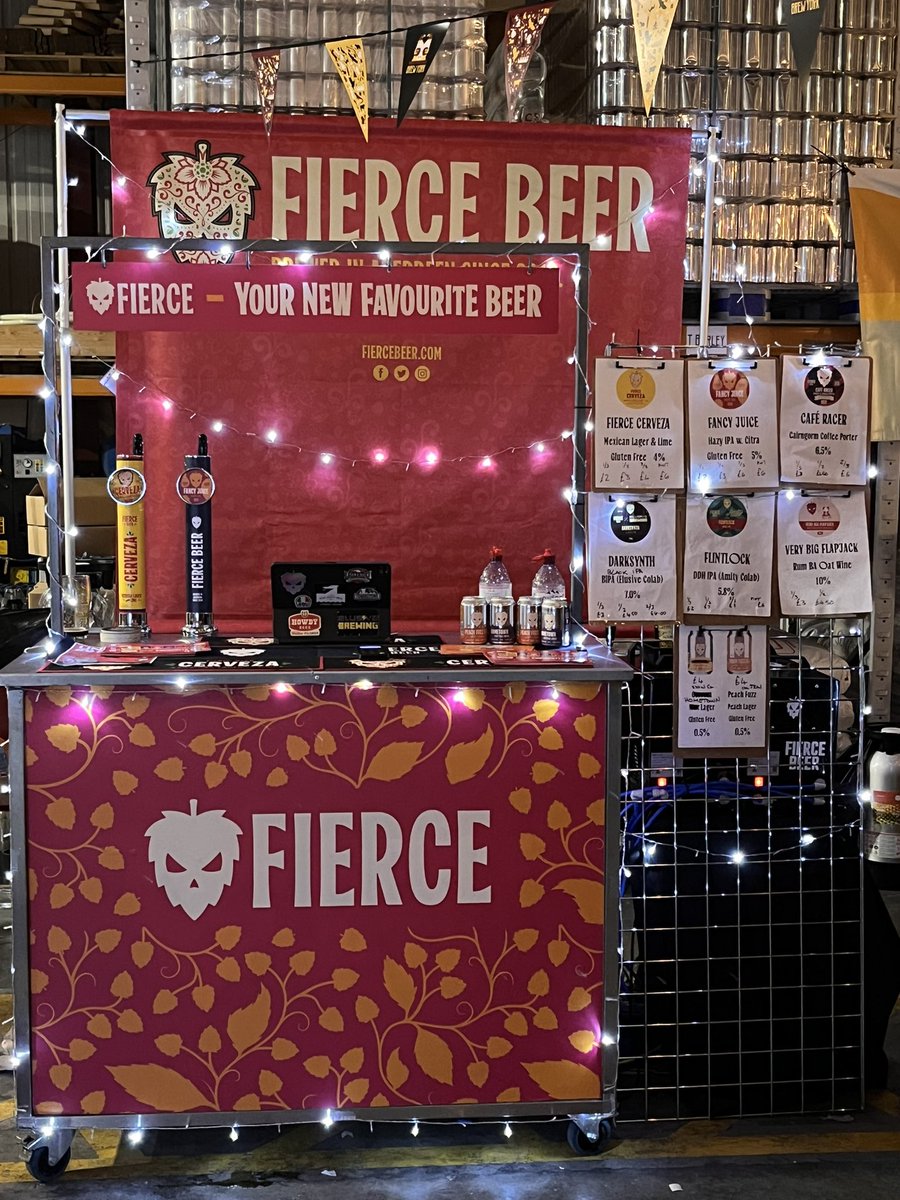Huge thanks to everyone @brewyorkbeer for inviting us to their epic Birthday Bash this weekend.
Always great to hang with the BY folks.
Hi-5s also to @lakesbrewco  @thornbridge @SirenCraftBrew and @tabamatu for being who they are.