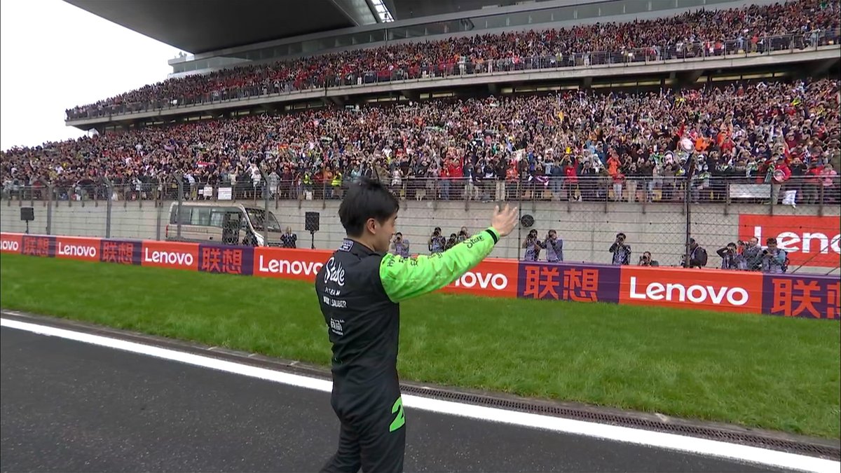 The emotions overflow for @ZhouGuanyu24 ❤️ Twenty years after being a kid in the crowd, he thanks the Chinese fans for their support 😊 #F1 #ChineseGP