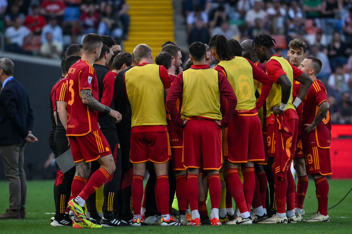 gabrielefasan's tweet image. Restiamo umani. Grazie Daniele 💛❤️ #derossi #ndicka @SerieA #ASRoma