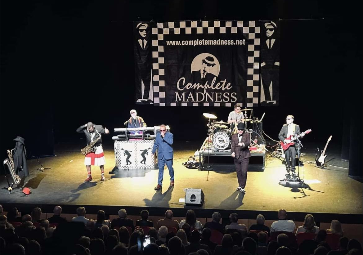 Thank you for last night ‘Courtyard Arts Centre’ #Herefordshire you were all amazing, see you next time 😎😎 #SomeHalfDecentMusicians #CompleteMadness #Ska #Madness #2tone #thespecials #BadManners #thebeat #Gig #LiveMusic follow us.