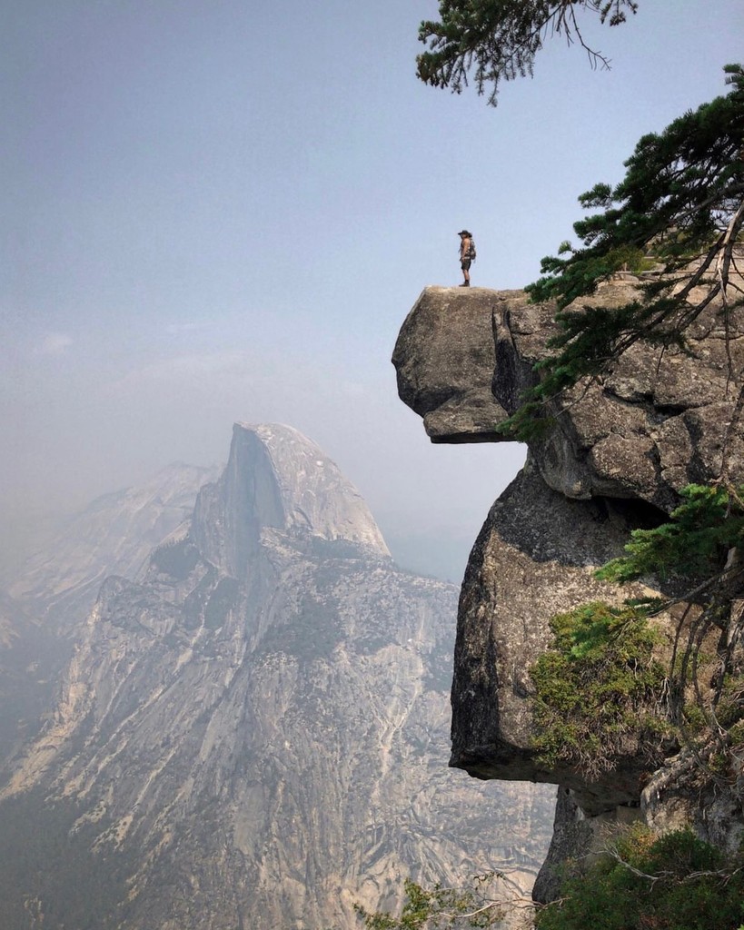 Would you stand here?🤯
Photo by Dreadhead_derek in Yosemite!⛰️
#landscape #iphone #photography