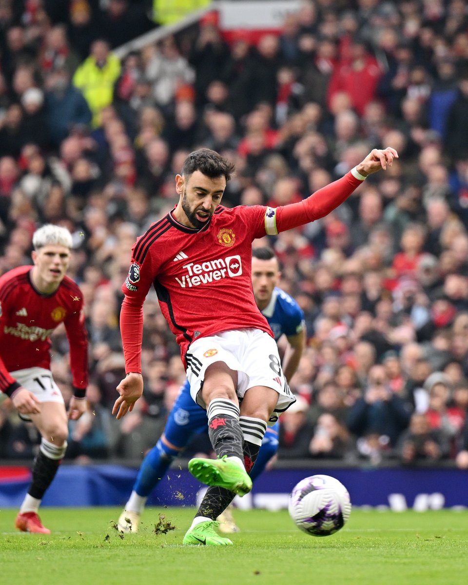 Bruno Fernandes has scored 4 goals in his last 3 games for ManUtd. ☑️🇵🇹 #MUFC