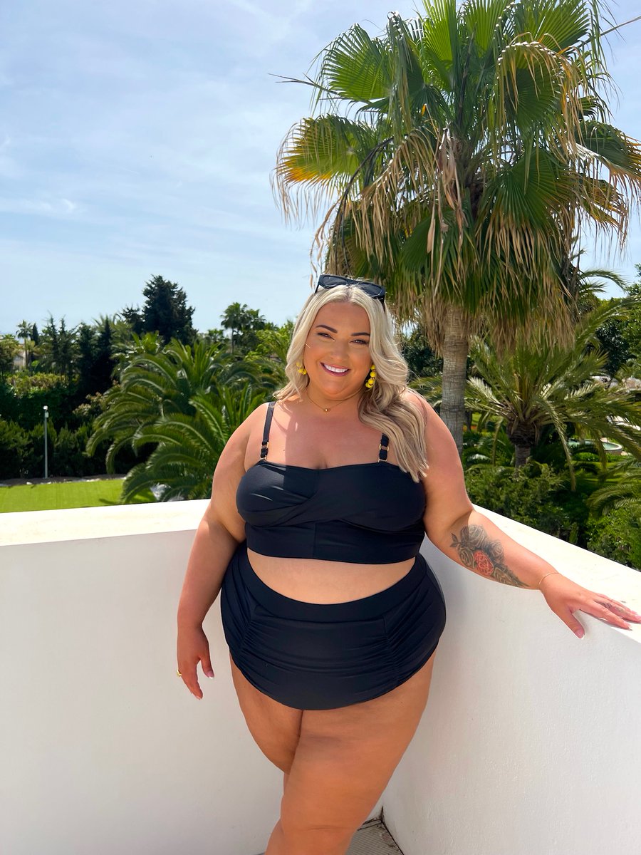 𝐋𝐀𝐔𝐍𝐂𝐇 𝐃𝐀𝐘🙌 Brand new @jessontheplussize ‘s swimwear range...Launching today at 7pm on the app! Get holiday ready with this gorgeous new collection from Jess😍 There is something for everyones style🙌 Make sure you download the app ready TODAY at 7pm 👀