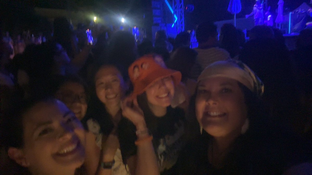 So much to say about Cancun but I’m living in the moments and loving every bit of it! This sisterhood of mine is 10/10! Love you my #bsbbesties <a href="/bsbatthebeach/">Backstreet's Back at the Beach 🏝️</a> has been  so much fun and core memories are made!! 🥰⭐️❤️ more to come… Happy 31 <a href="/backstreetboys/">Backstreet Boys</a> ❤️