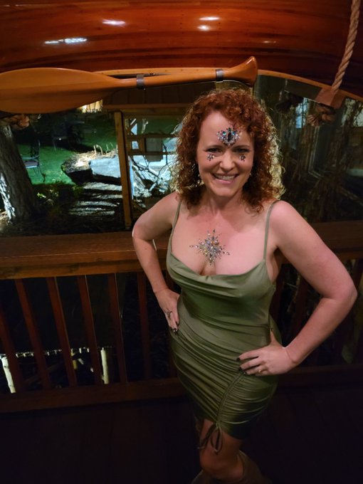 I had a fabulous time at the club, dancing and talking to a lot of wonderful people.   https://t.co/2sQH8zniaI<a href="/tag/party"class="tags"><span>#party</span></a><a href="/tag/redhead"class="tags"><span>#redhead</span></a><a href="/tag/milf"class="tags"><span>#milf</span></a><a href="/tag/gilf"class="tags"><span>#gilf</span></a><a href="/tag/coloradogirls"class="tags"><span>#coloradogirls</span></a><a href="/tag/datedenver"class="tags"><span>#datedenver</span></a>