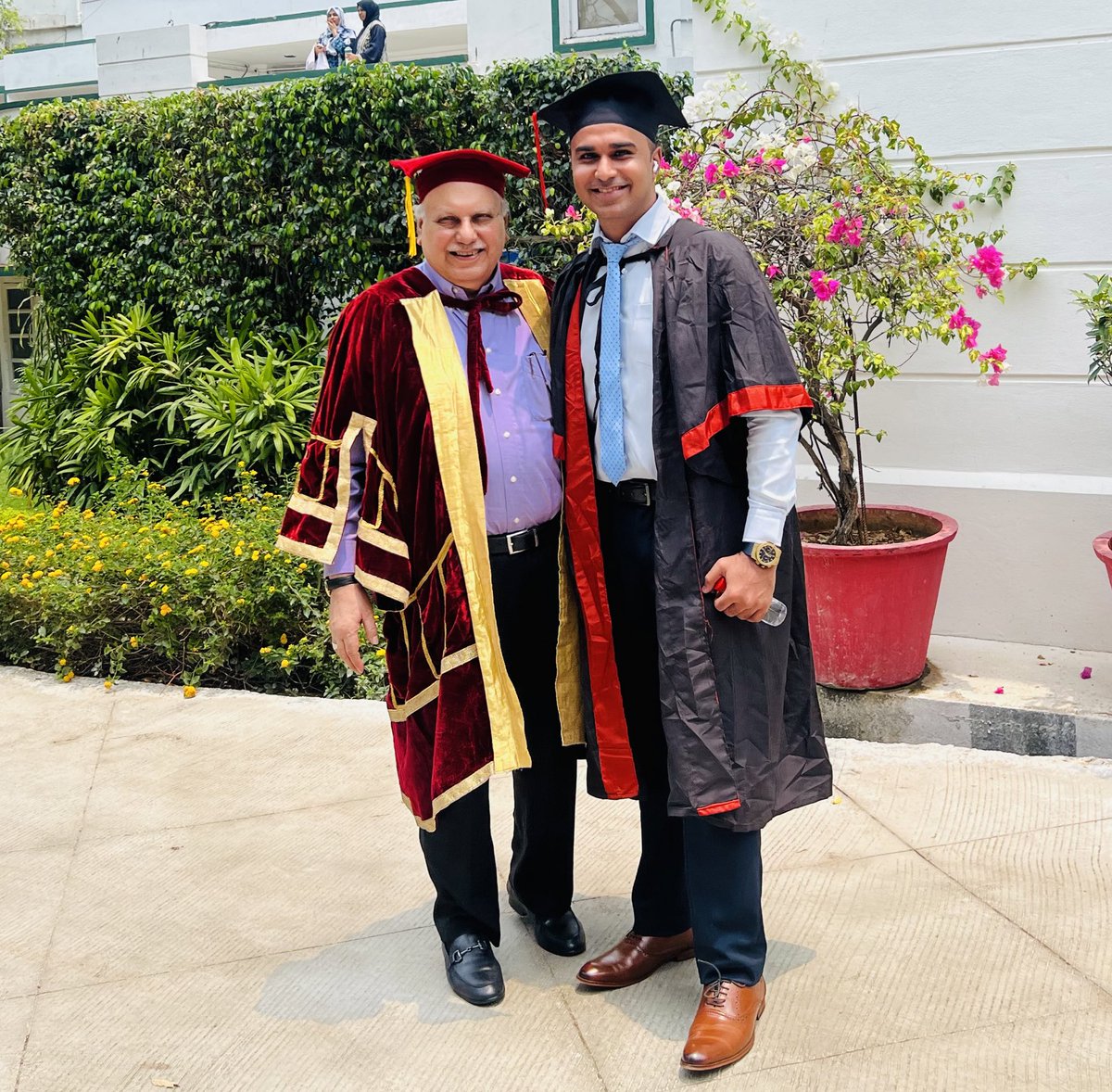 hashimalikhan96's tweet photo. Convocation 👨🏻‍🎓 https://t.co/8ckvkj6sP3
